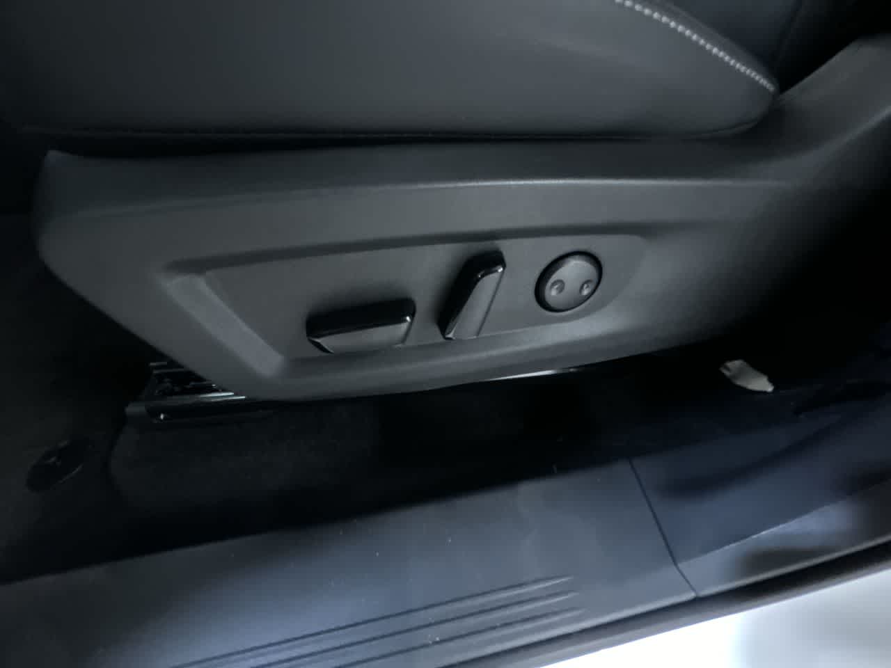 new 2025 Nissan Murano car, priced at $40,951