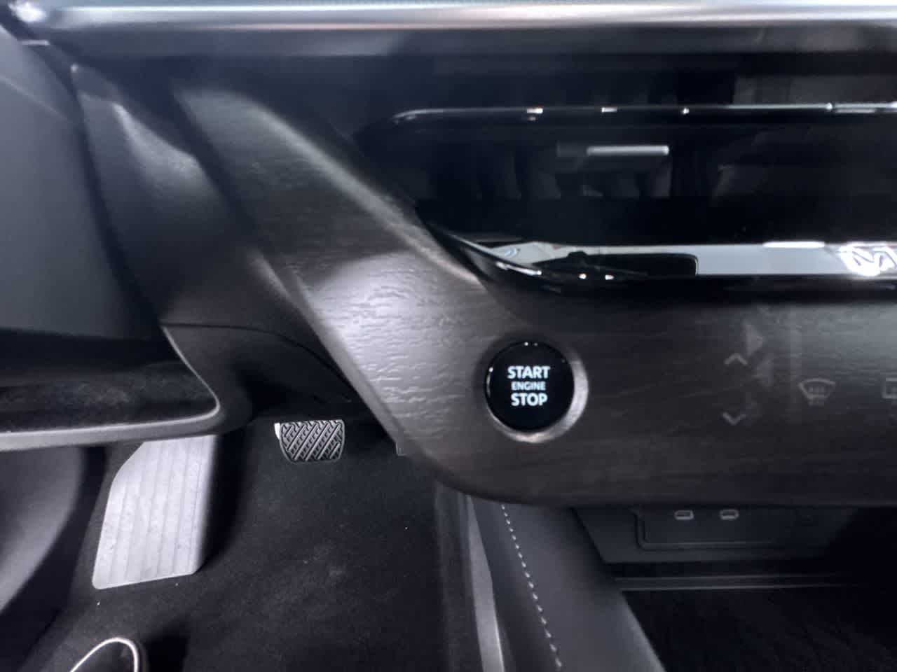 new 2025 Nissan Murano car, priced at $42,329