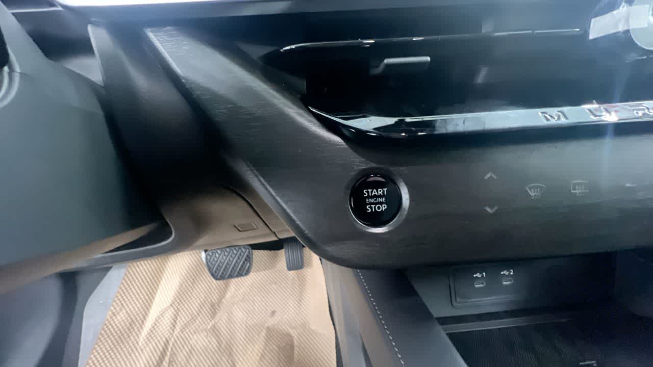 new 2025 Nissan Murano car, priced at $45,643