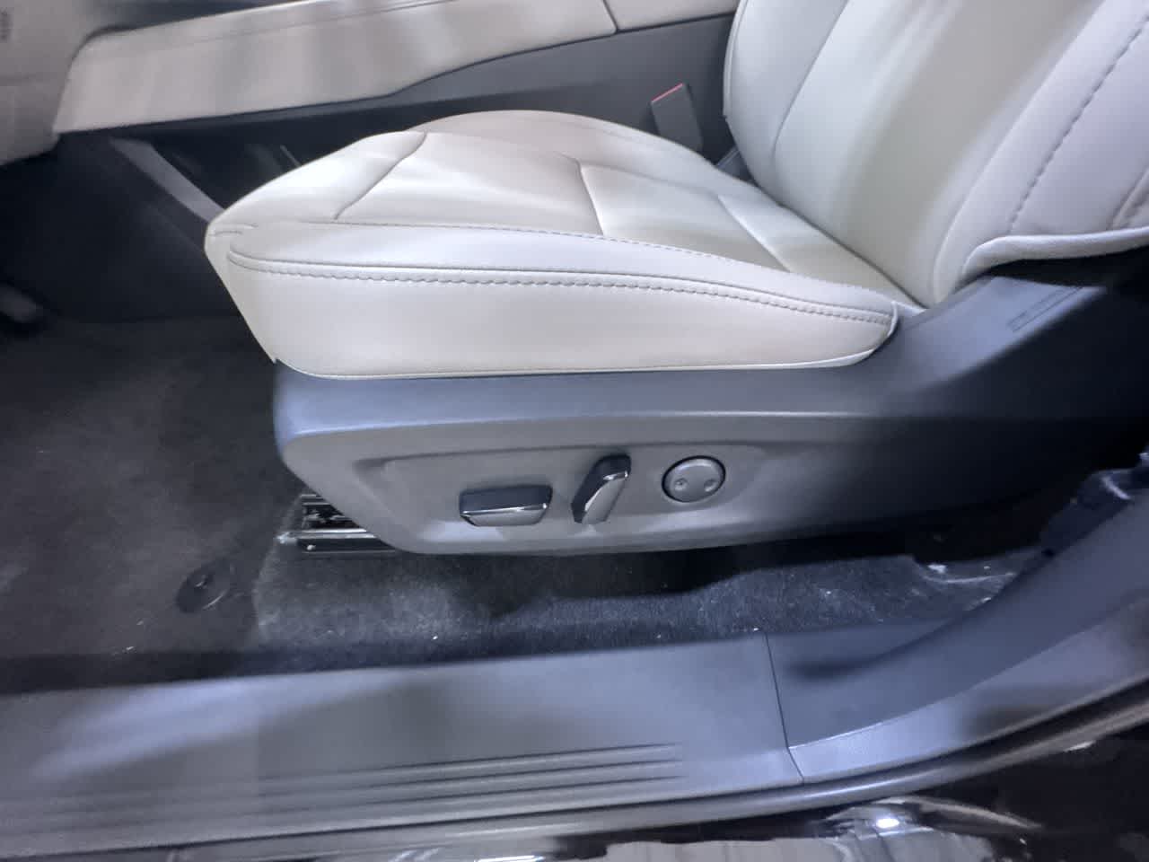 new 2025 Nissan Murano car, priced at $42,489
