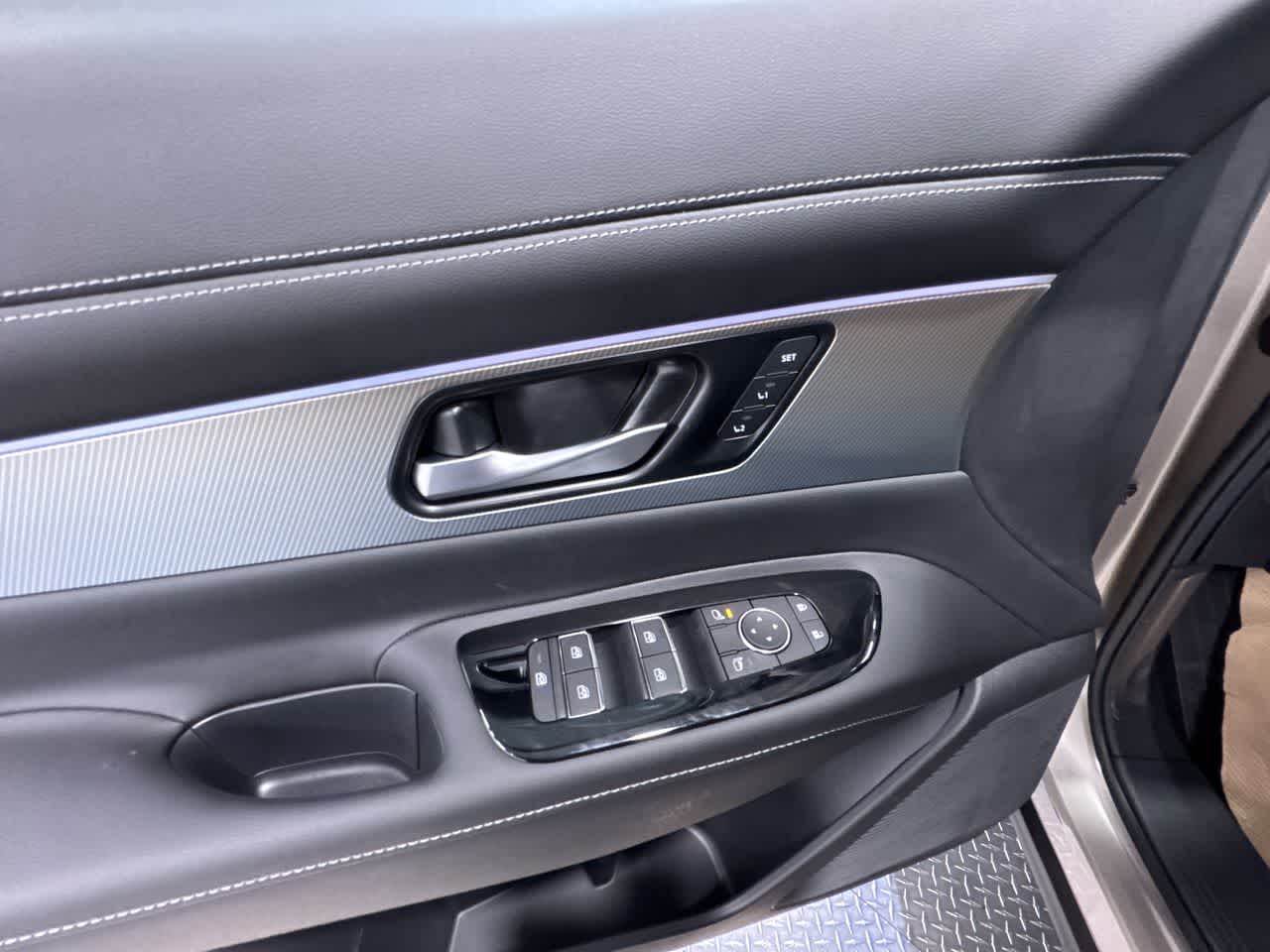 new 2025 Nissan Murano car, priced at $45,939