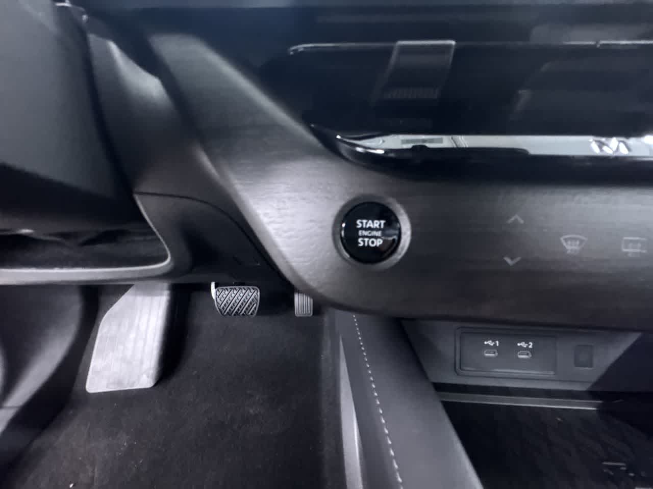 new 2025 Nissan Murano car, priced at $45,354