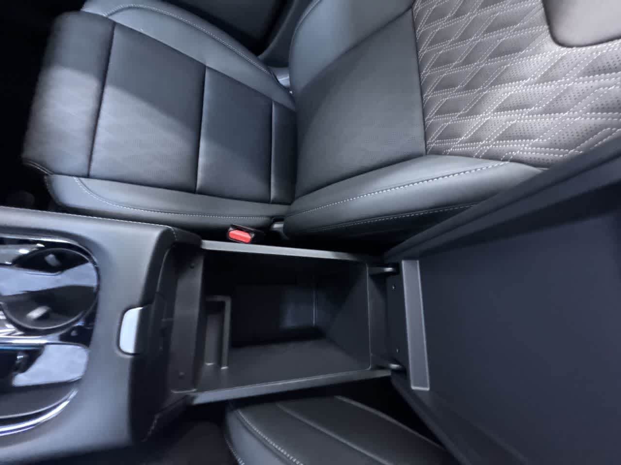 new 2025 Nissan Murano car, priced at $44,122