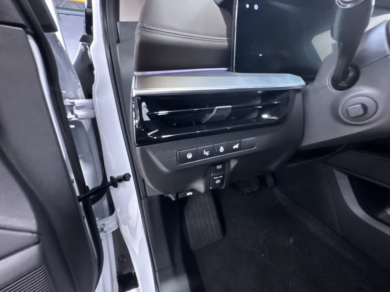 new 2025 Nissan Murano car, priced at $52,660