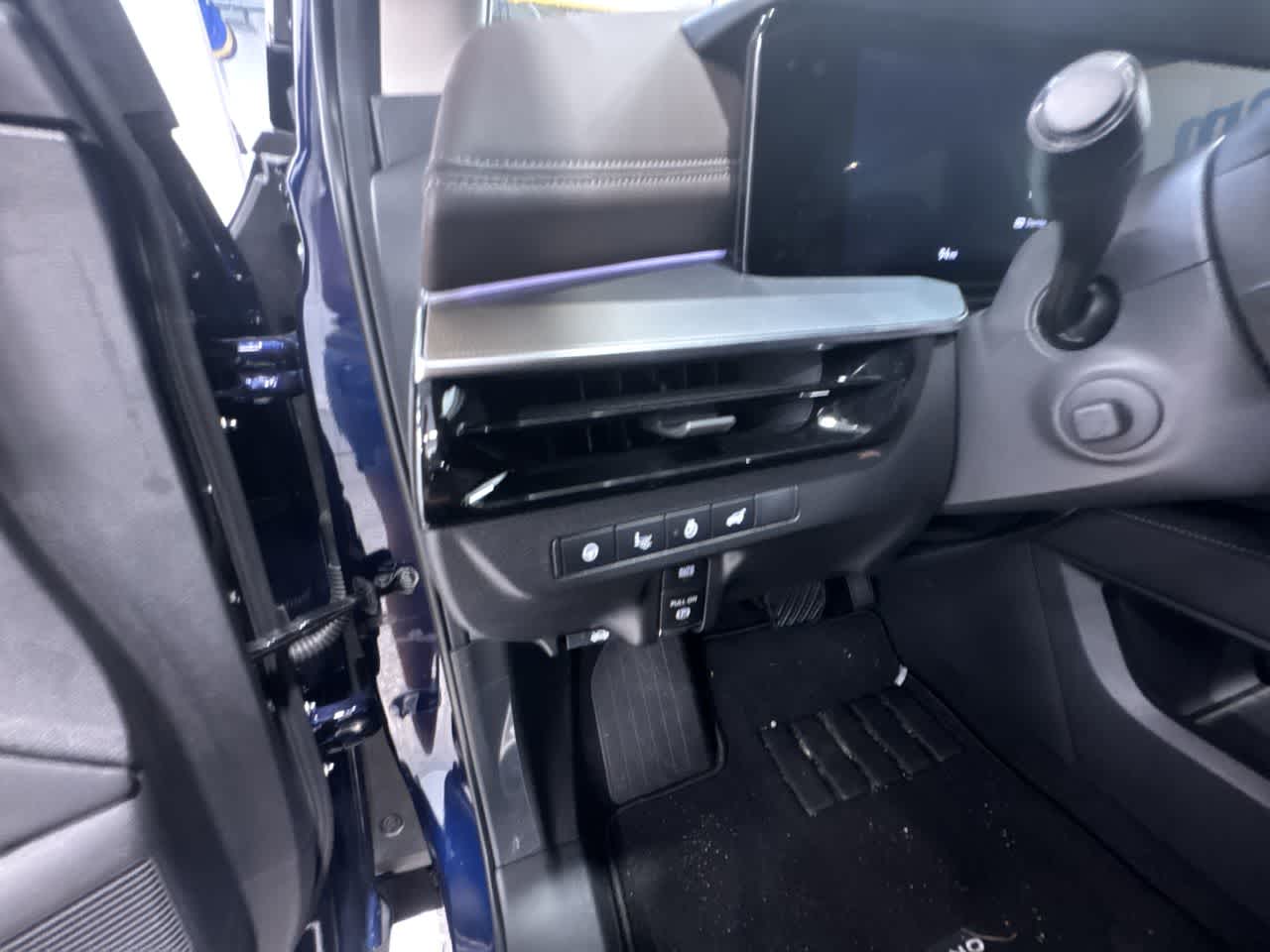 new 2025 Nissan Murano car, priced at $45,550