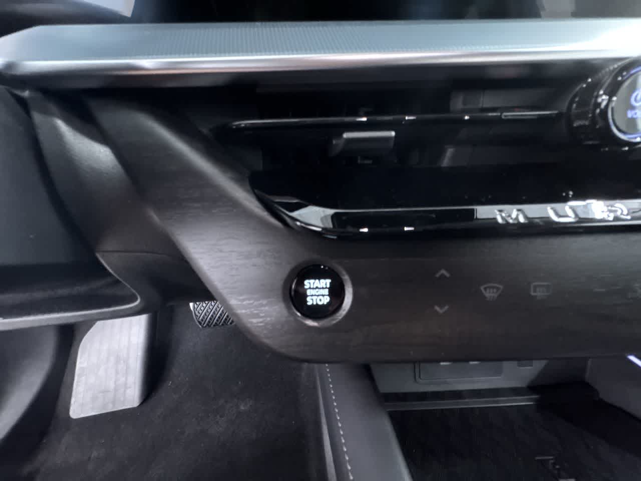 new 2025 Nissan Murano car, priced at $46,187
