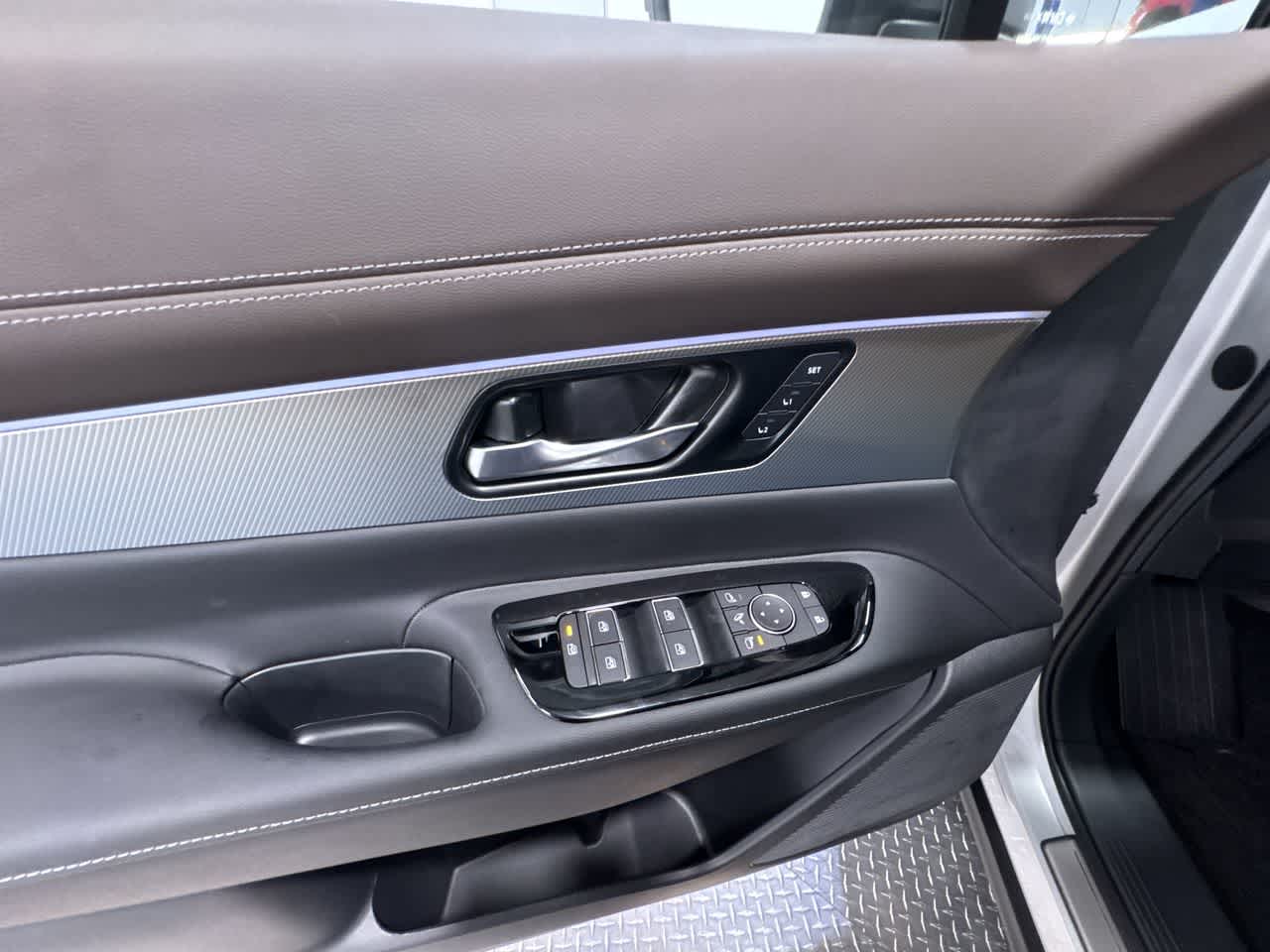 new 2025 Nissan Murano car, priced at $45,627