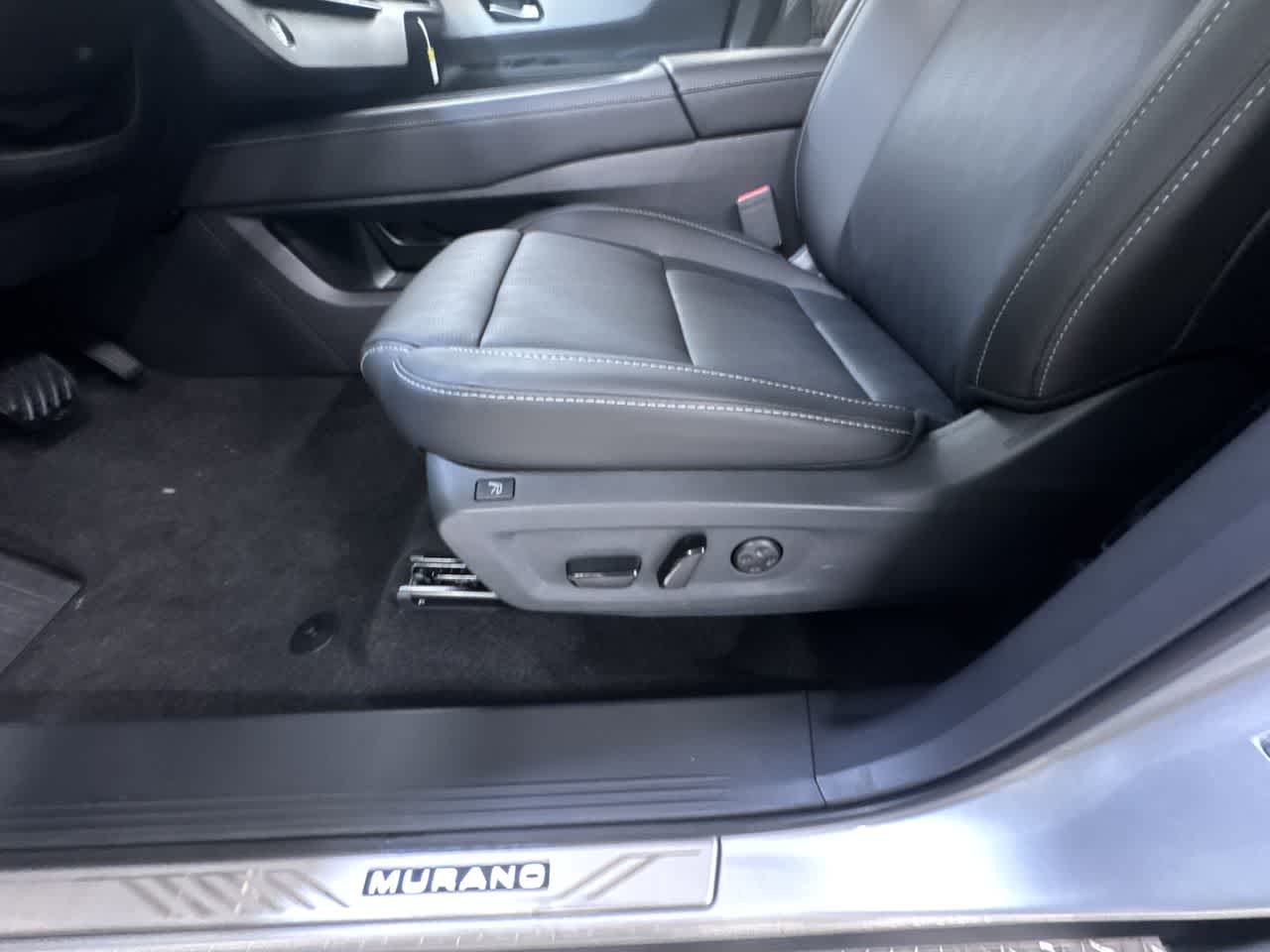 new 2025 Nissan Murano car, priced at $45,627