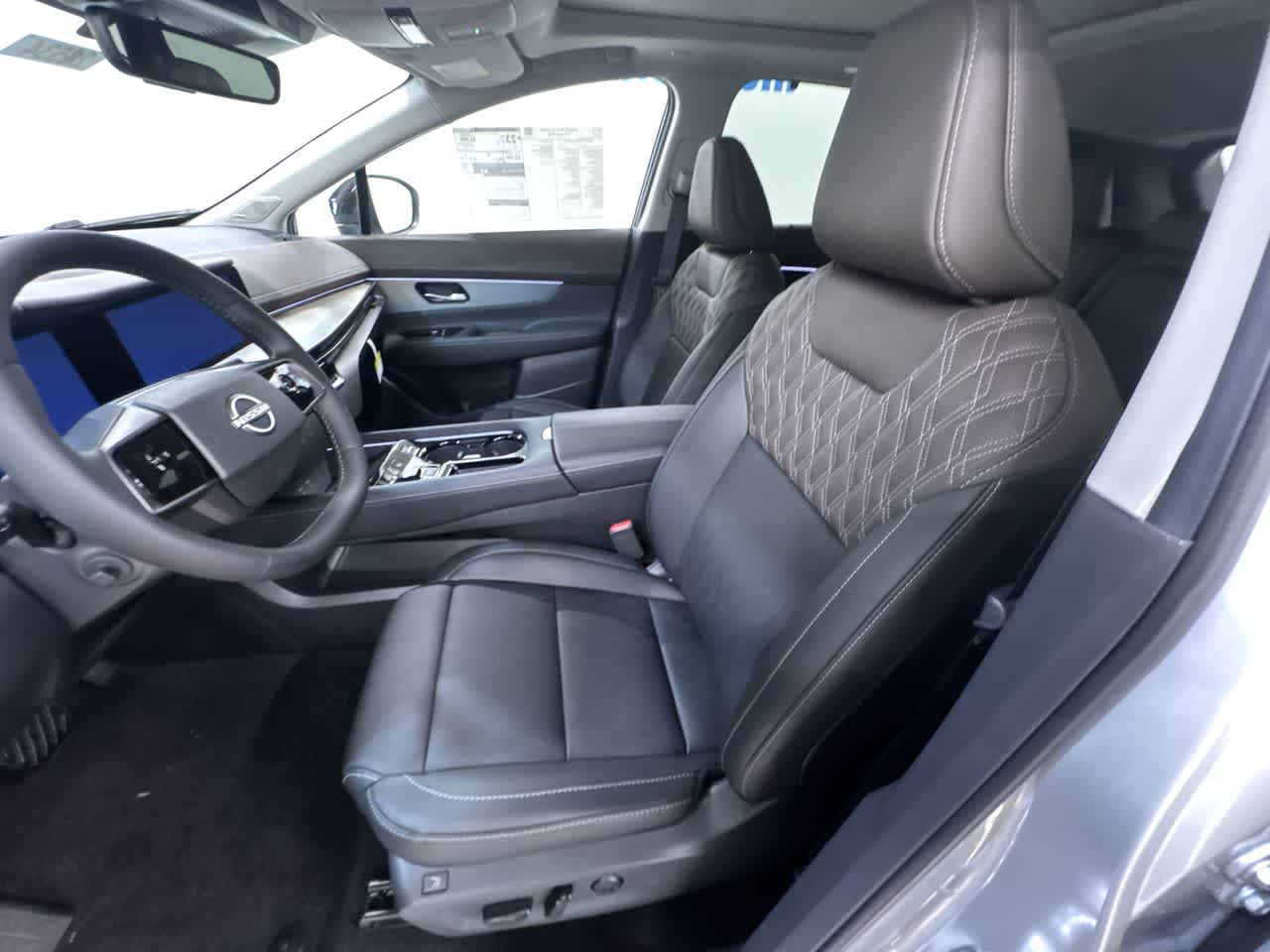 new 2025 Nissan Murano car, priced at $45,627