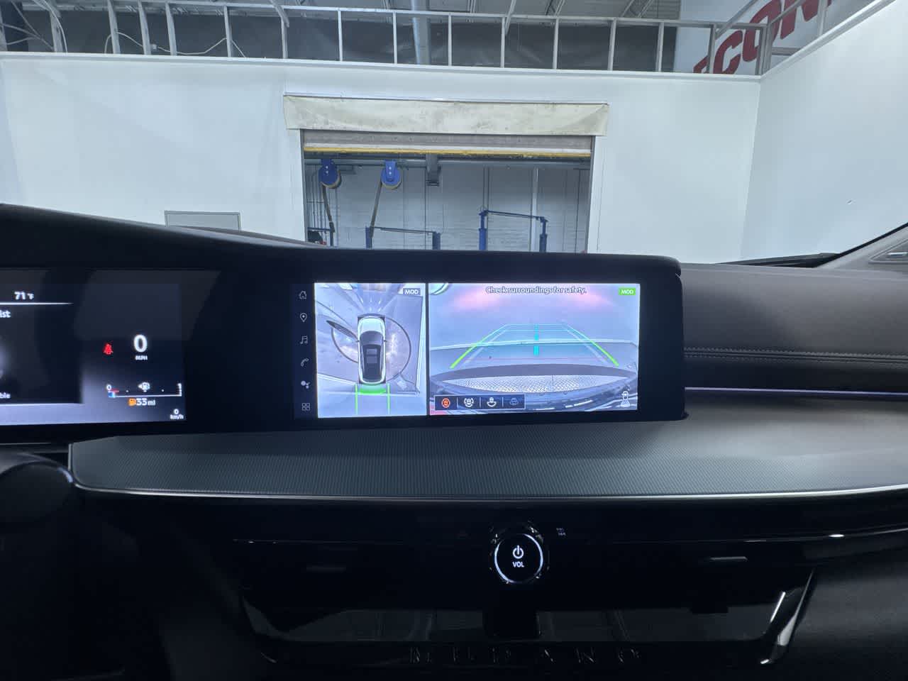 new 2025 Nissan Murano car, priced at $45,627