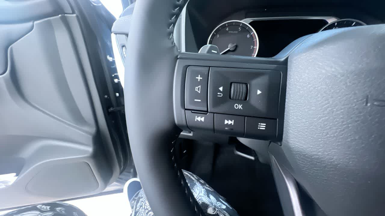 new 2025 Nissan Rogue car, priced at $33,385