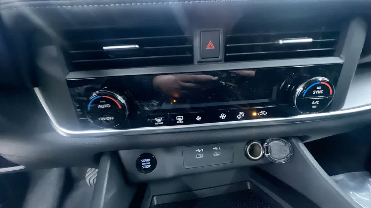 new 2025 Nissan Rogue car, priced at $33,385