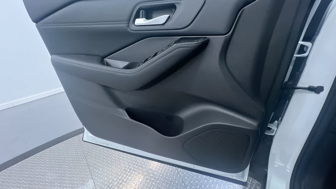 new 2025 Nissan Rogue car, priced at $35,835