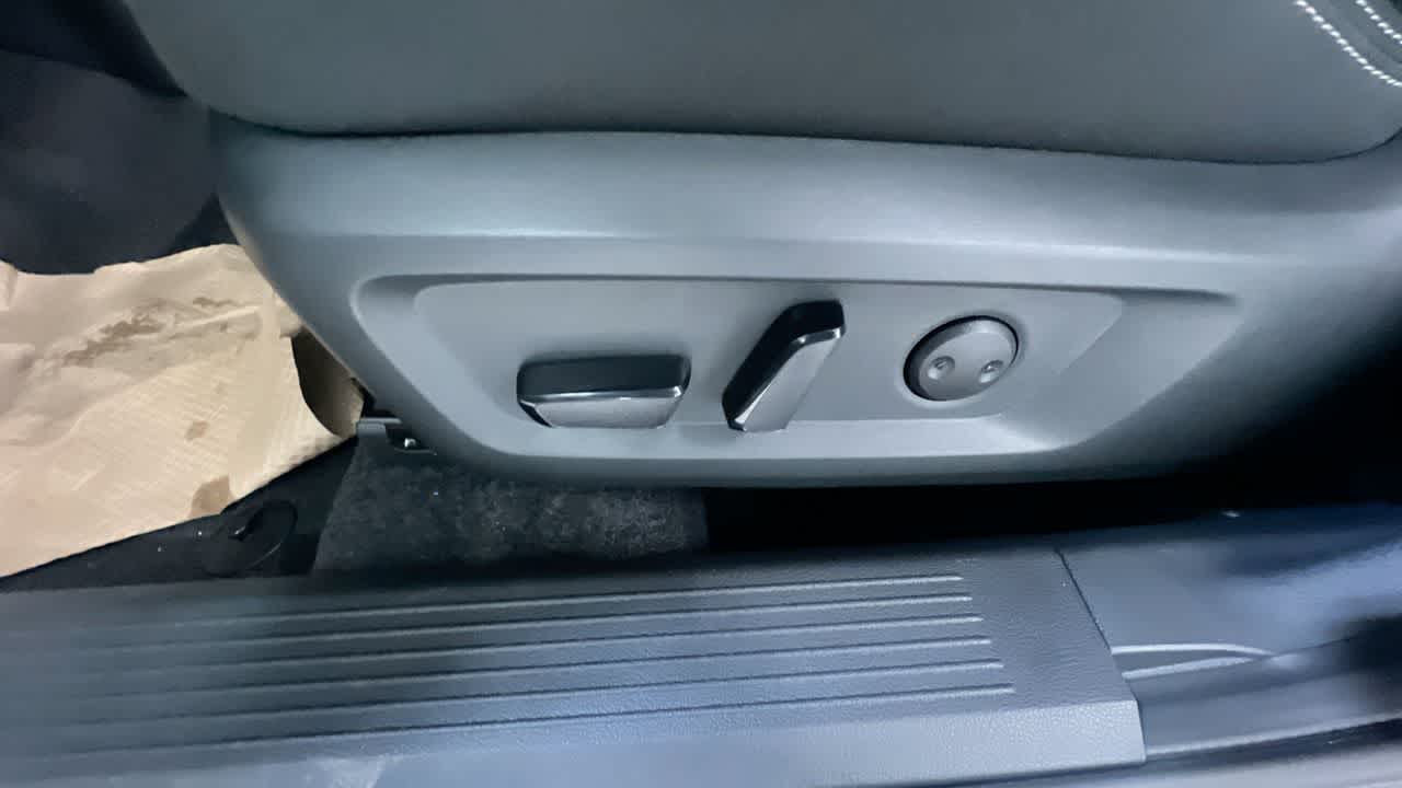 new 2025 Nissan Rogue car, priced at $31,576