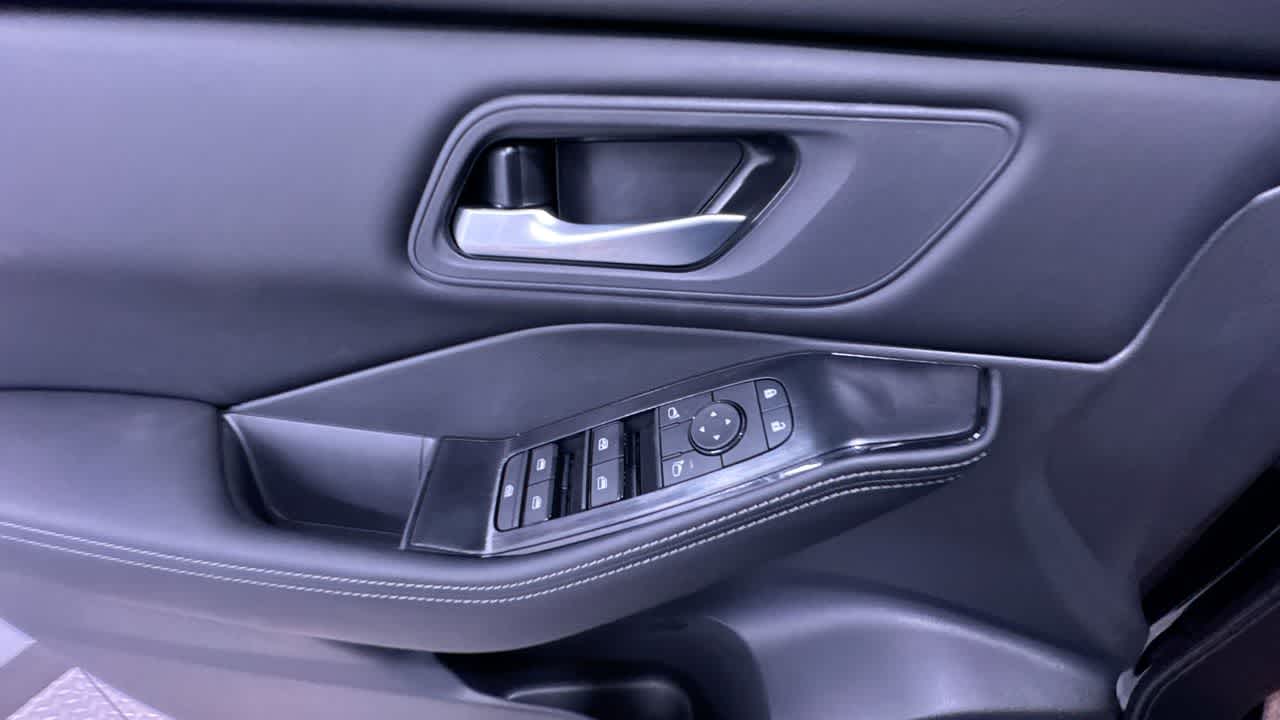 new 2026 Nissan Rogue car, priced at $33,695