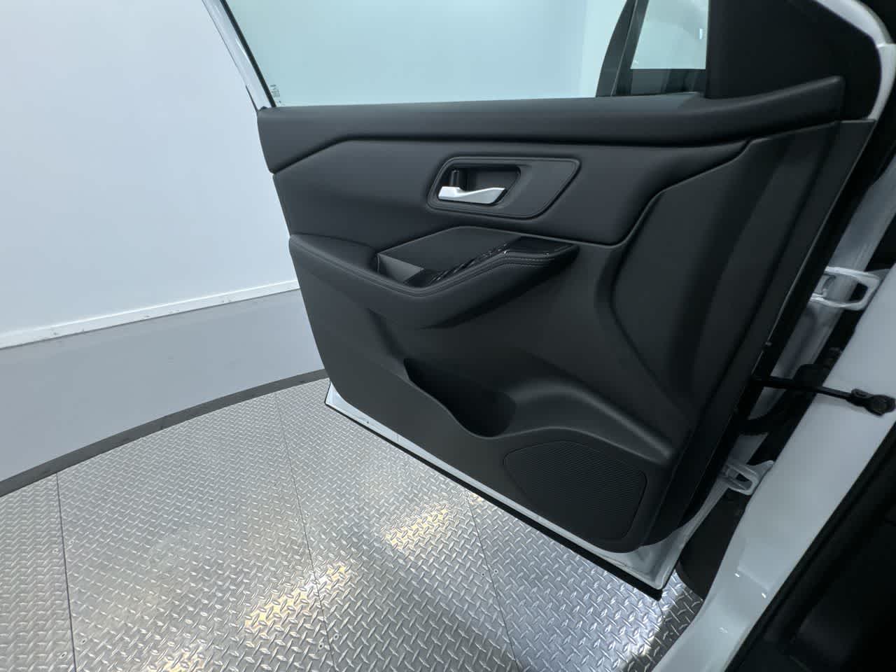 new 2025 Nissan Rogue car, priced at $31,974