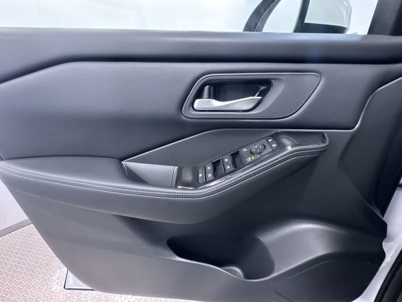 new 2026 Nissan Rogue car, priced at $31,184