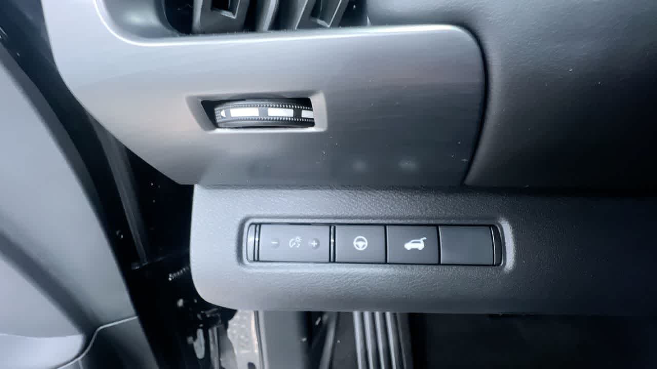 new 2025 Nissan Pathfinder car, priced at $41,405