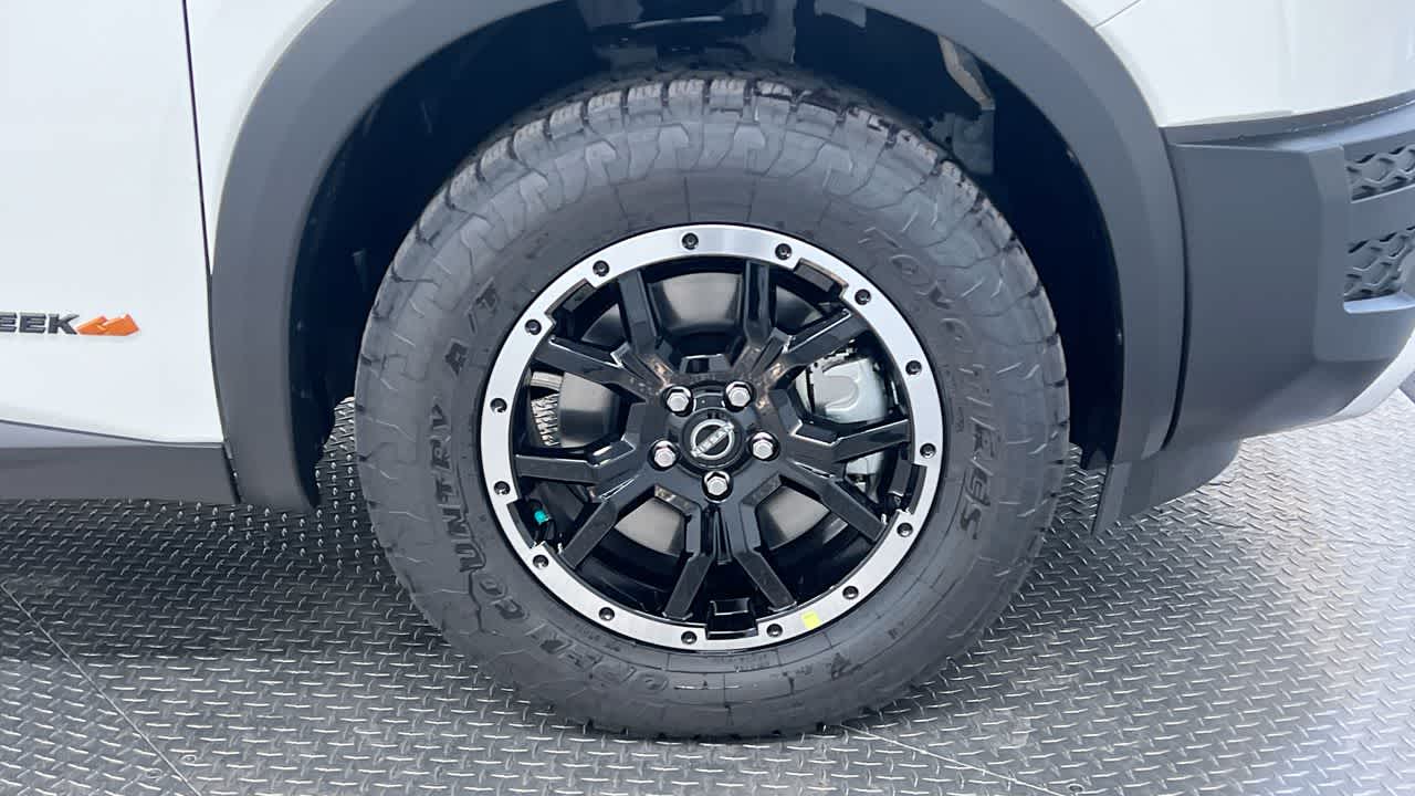 new 2025 Nissan Pathfinder car, priced at $41,405