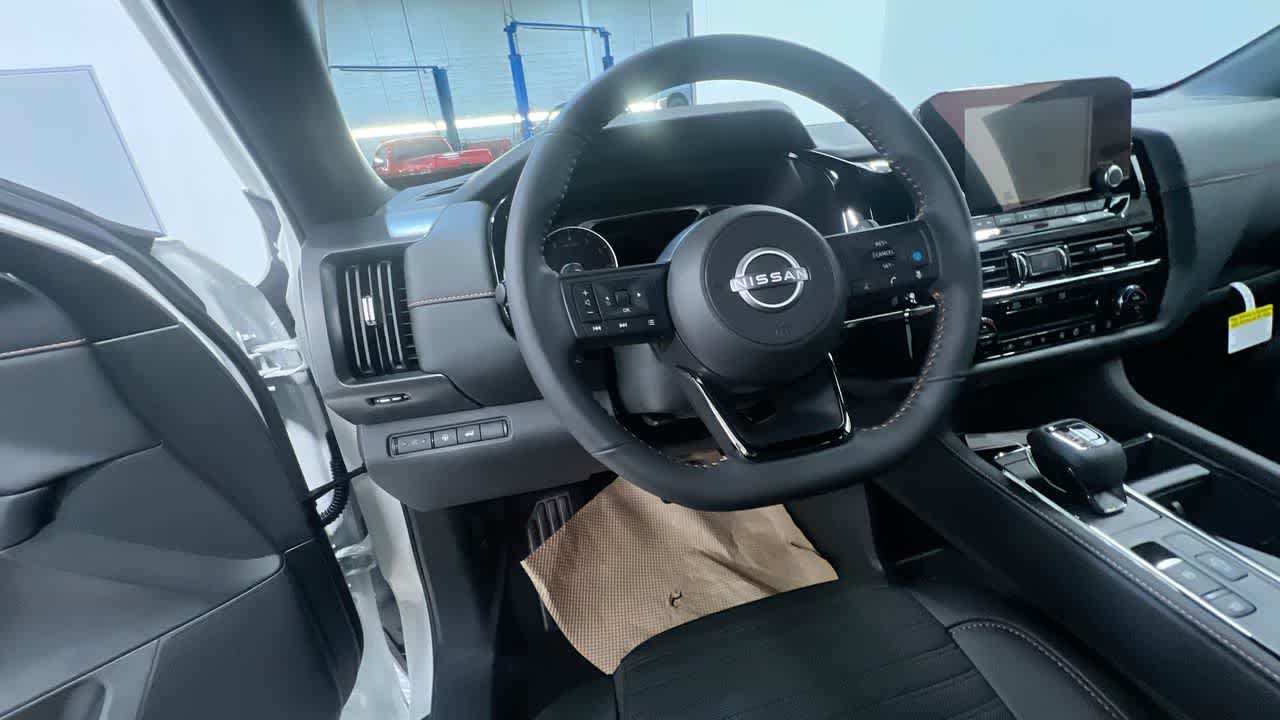 new 2025 Nissan Pathfinder car, priced at $41,405
