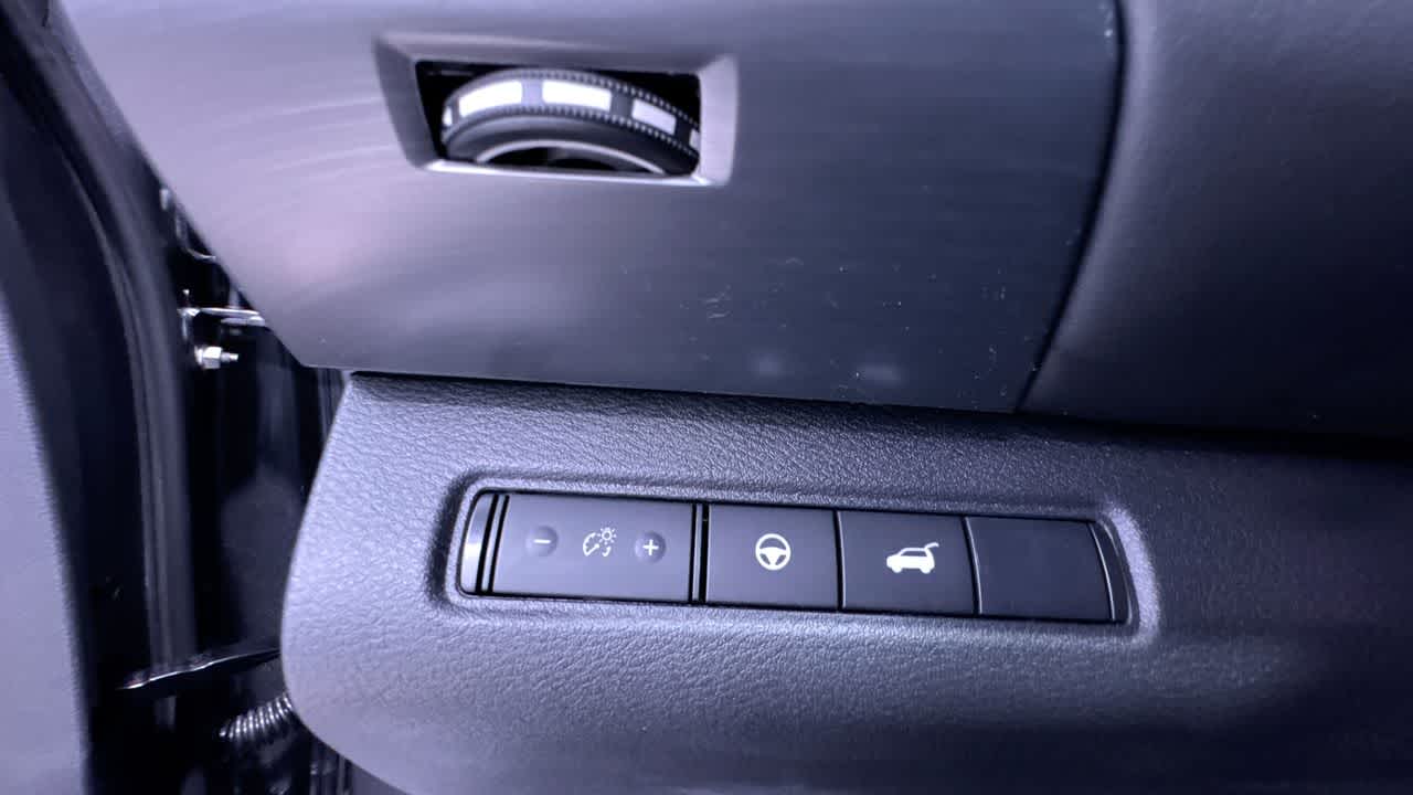 new 2025 Nissan Pathfinder car, priced at $38,091