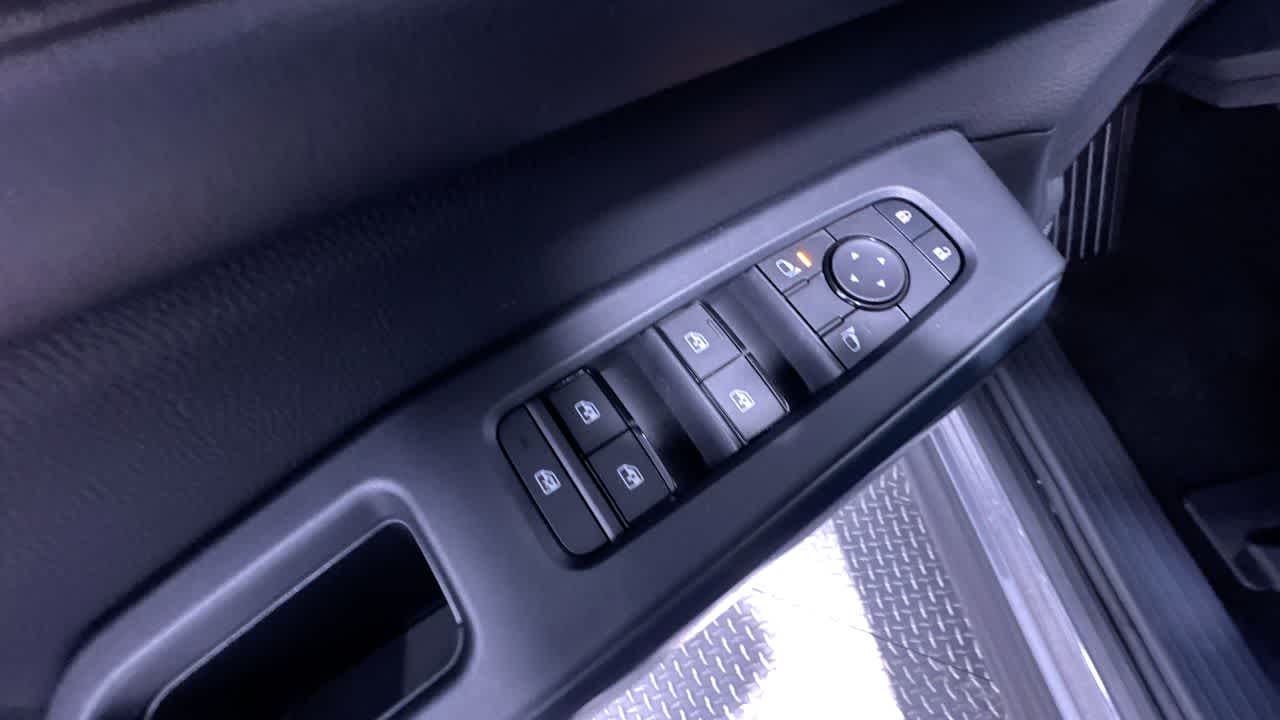 new 2025 Nissan Pathfinder car, priced at $38,091