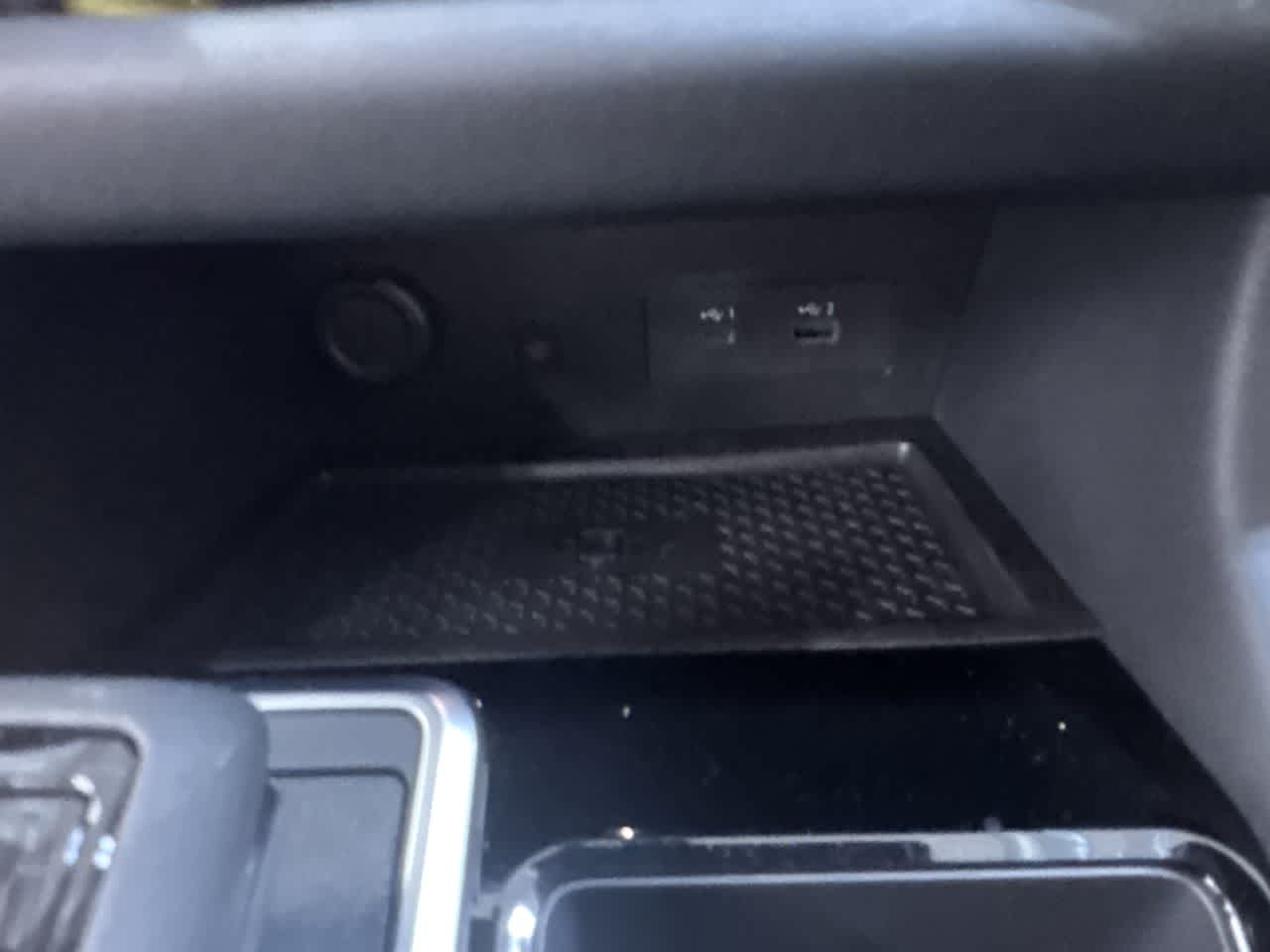 new 2025 Nissan Pathfinder car, priced at $49,925