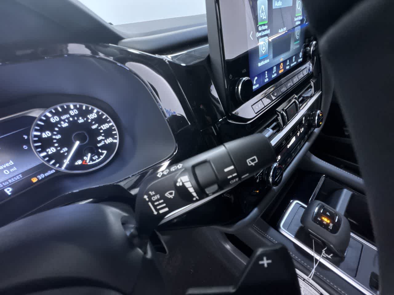 new 2025 Nissan Pathfinder car, priced at $49,925