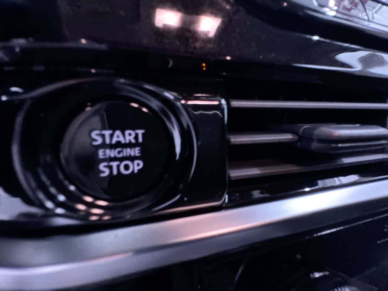 new 2025 Nissan Pathfinder car, priced at $40,982