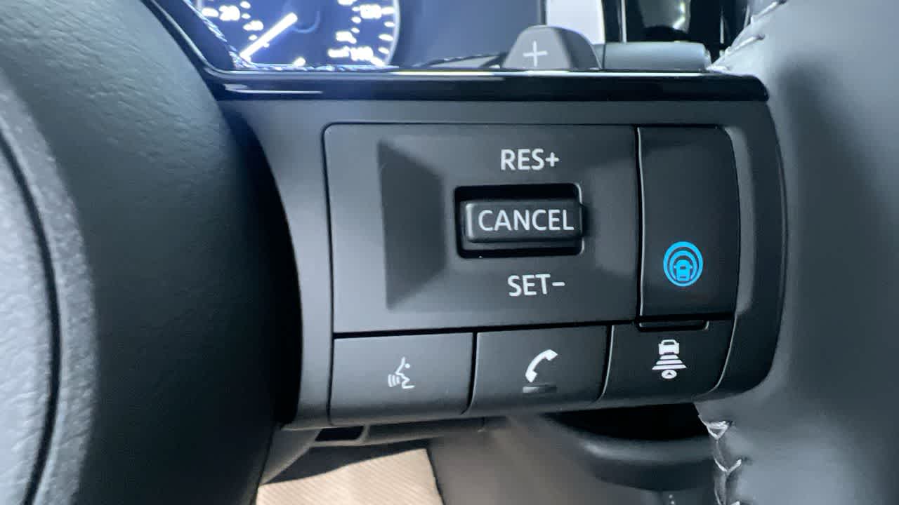 new 2025 Nissan Pathfinder car, priced at $45,571