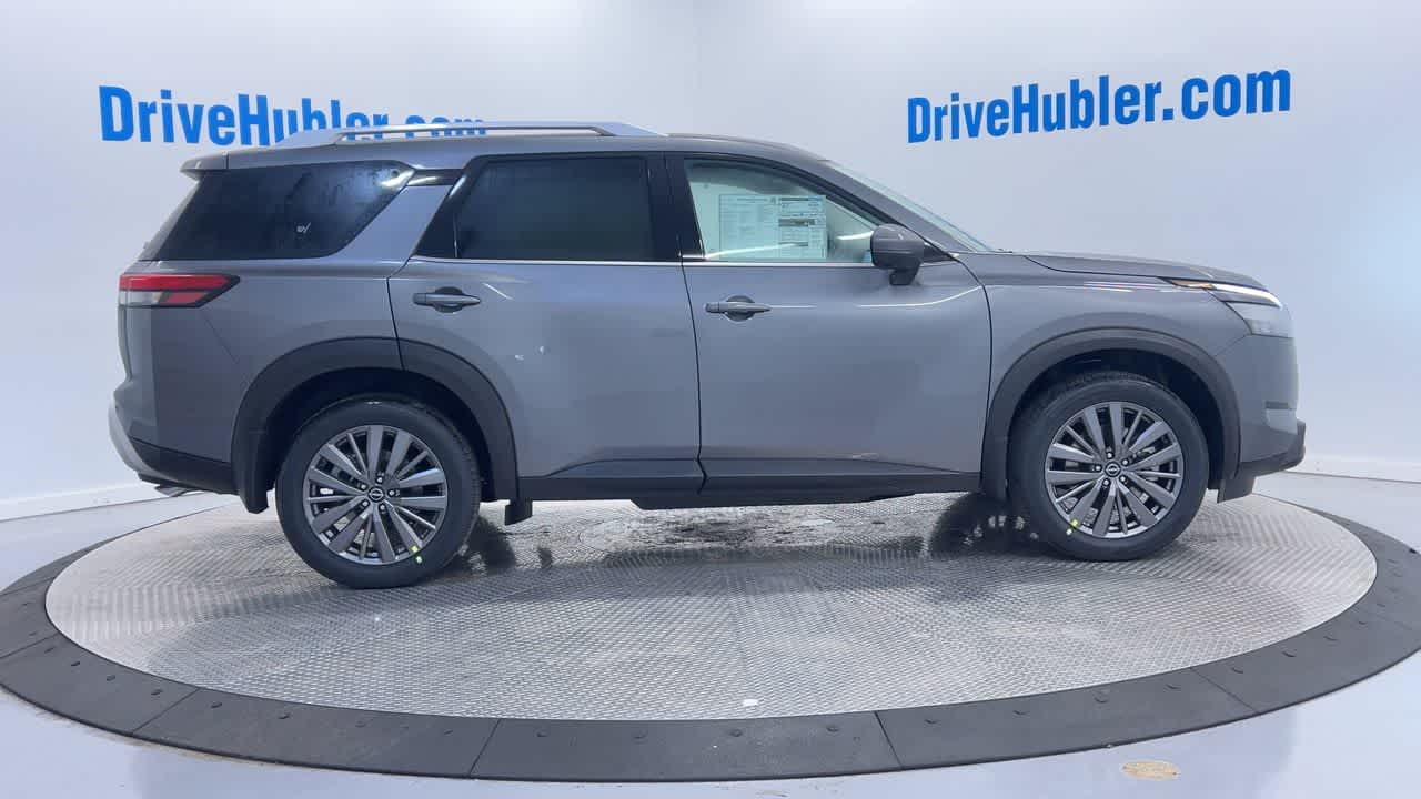 new 2025 Nissan Pathfinder car, priced at $45,571
