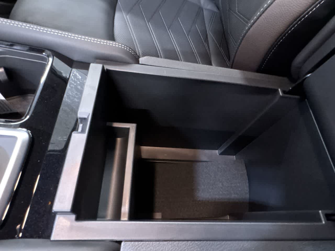 new 2025 Nissan Pathfinder car, priced at $44,086