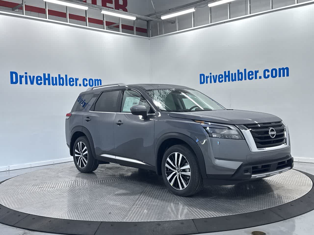 new 2025 Nissan Pathfinder car, priced at $44,086