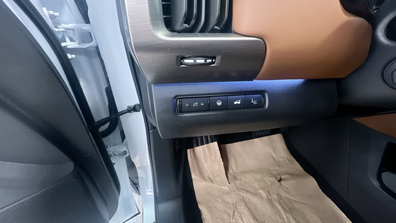 new 2025 Nissan Pathfinder car, priced at $50,078