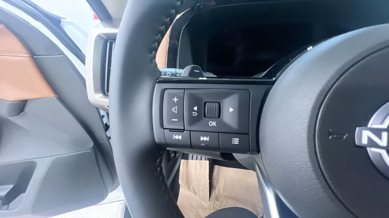 new 2025 Nissan Pathfinder car, priced at $50,078