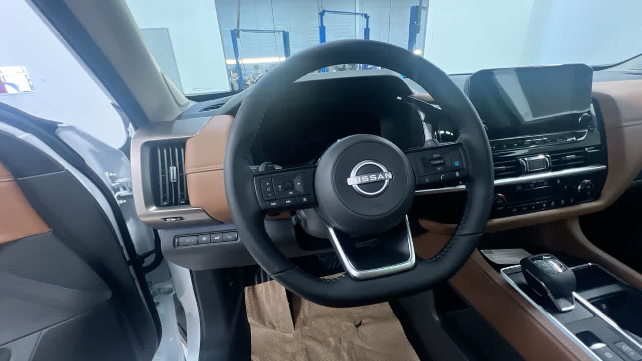 new 2025 Nissan Pathfinder car, priced at $50,078