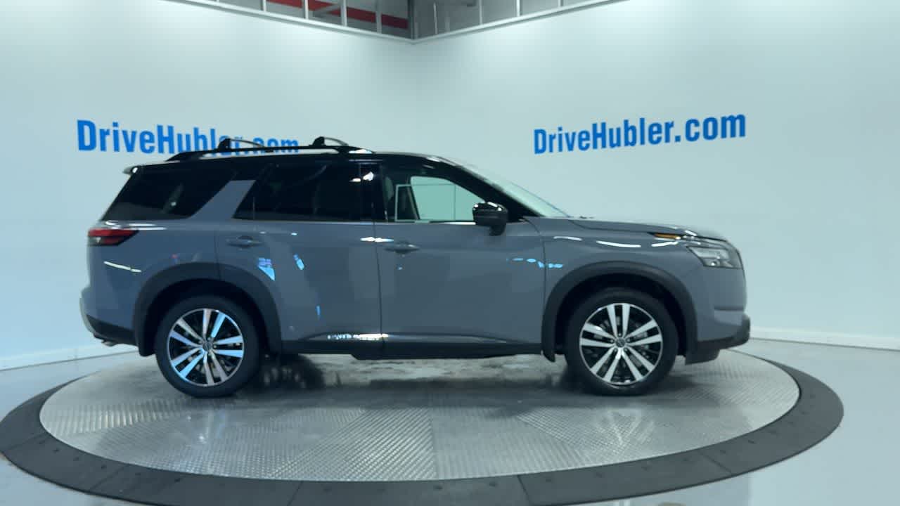 new 2025 Nissan Pathfinder car, priced at $45,812