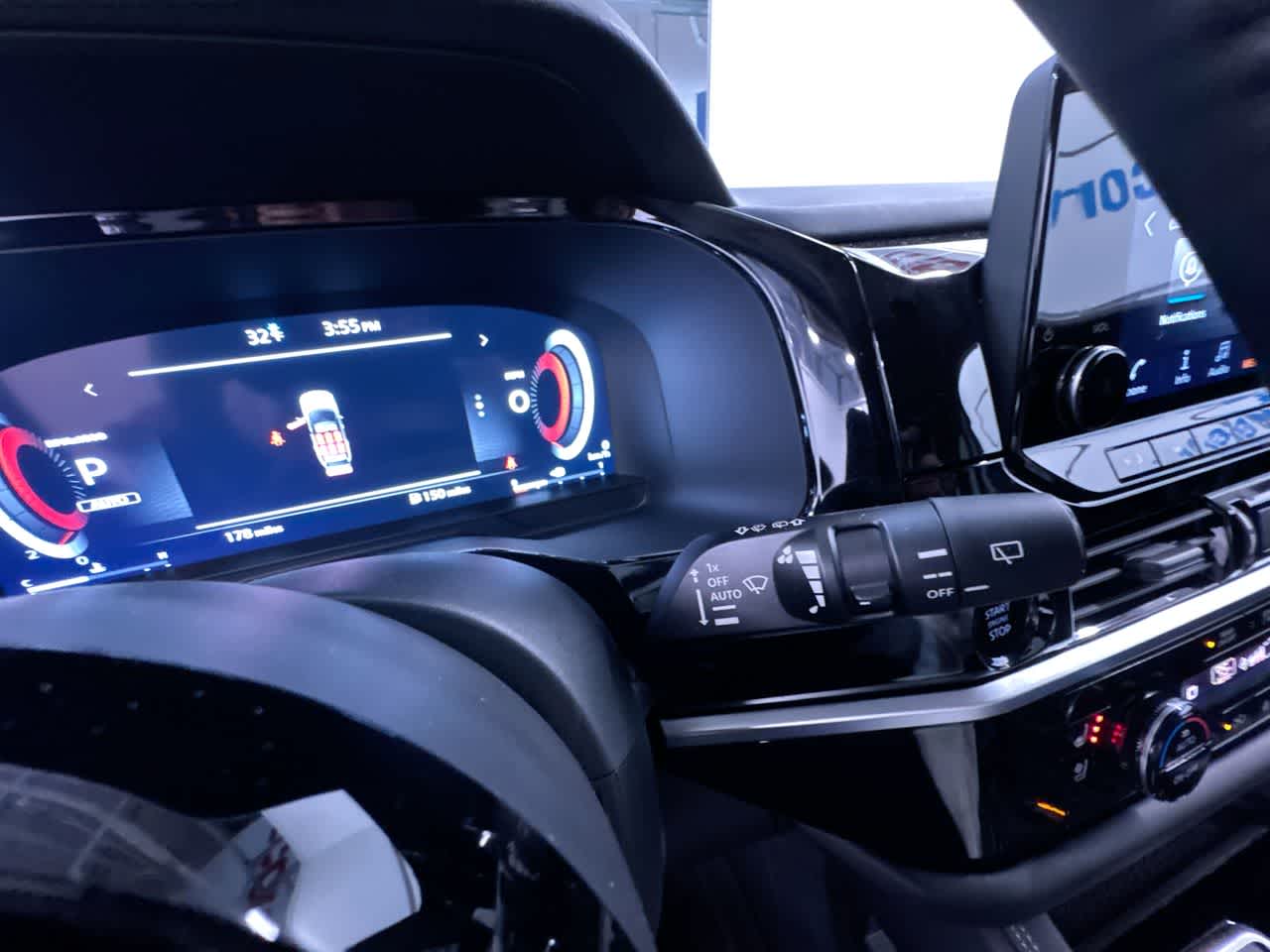 new 2025 Nissan Pathfinder car, priced at $45,812