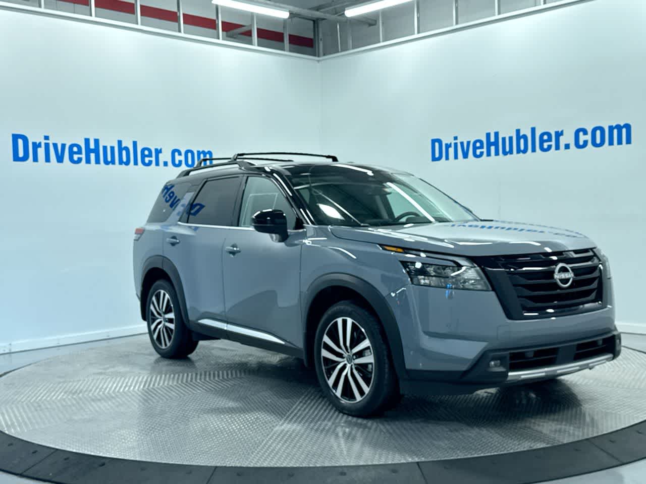 new 2025 Nissan Pathfinder car, priced at $45,812