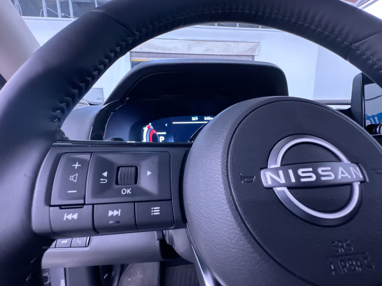 new 2025 Nissan Pathfinder car, priced at $45,812