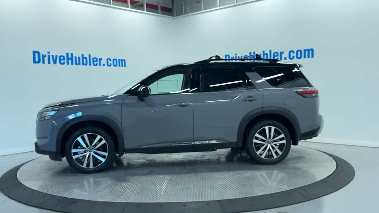 new 2025 Nissan Pathfinder car, priced at $45,812