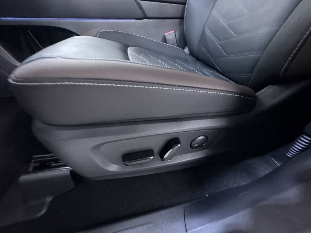 new 2025 Nissan Pathfinder car, priced at $44,718