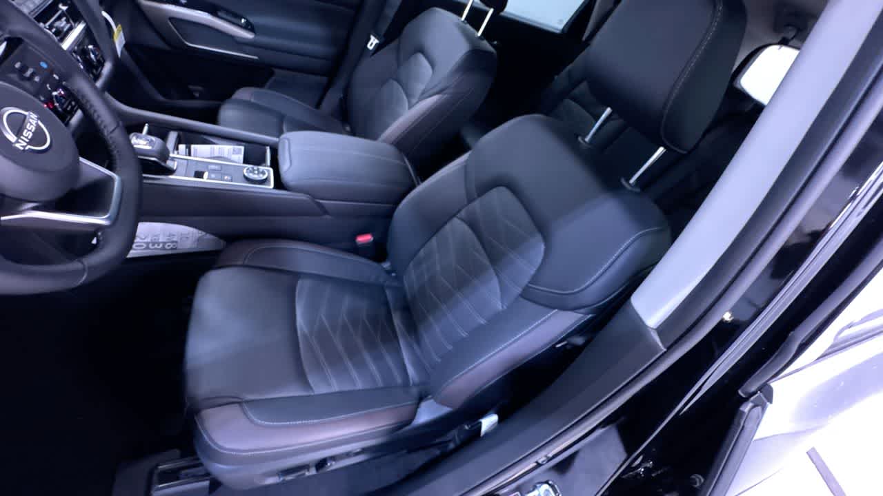 new 2025 Nissan Pathfinder car, priced at $44,293
