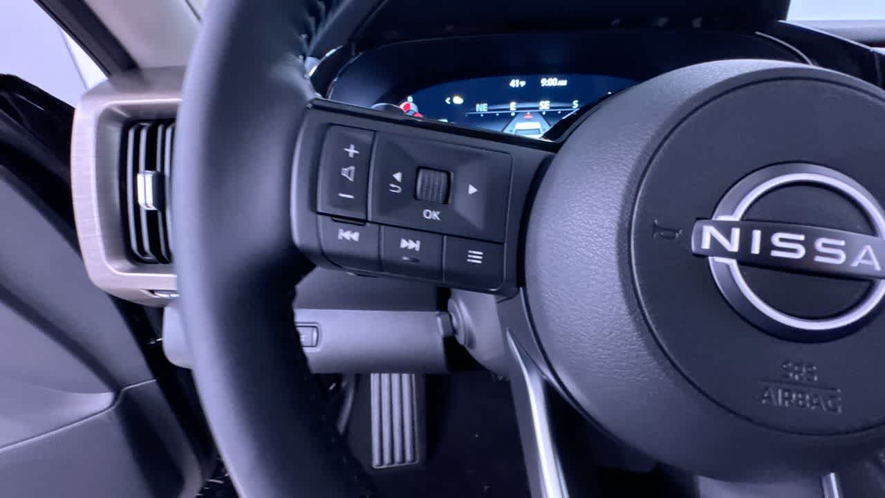 new 2025 Nissan Pathfinder car, priced at $44,293