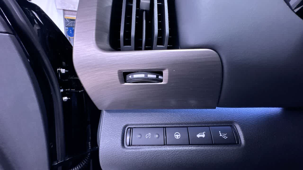 new 2025 Nissan Pathfinder car, priced at $44,293