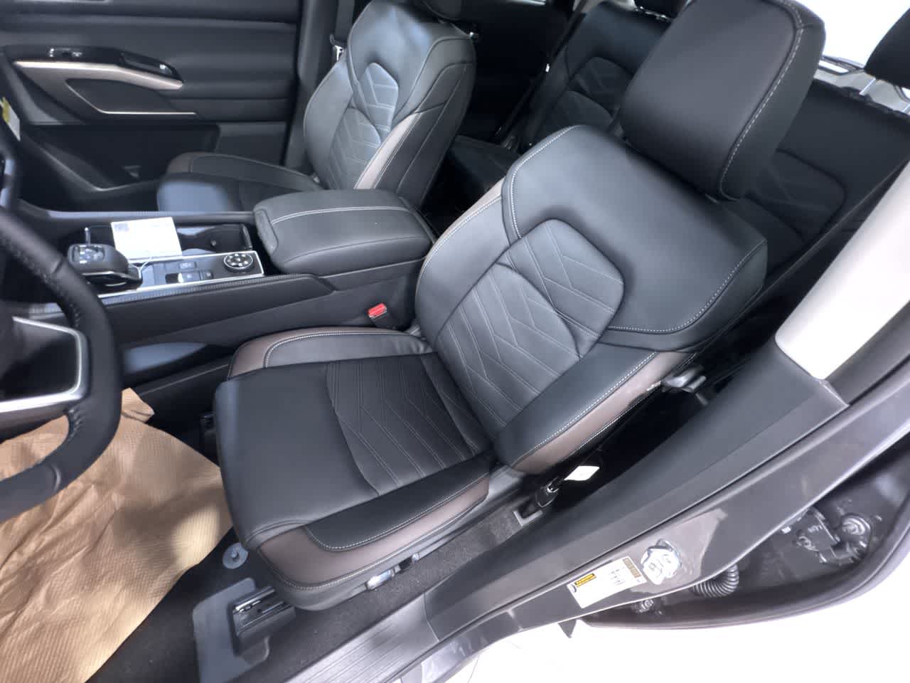 new 2025 Nissan Pathfinder car, priced at $53,945