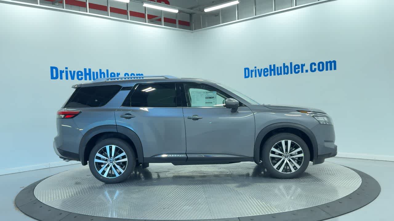 new 2025 Nissan Pathfinder car, priced at $44,408
