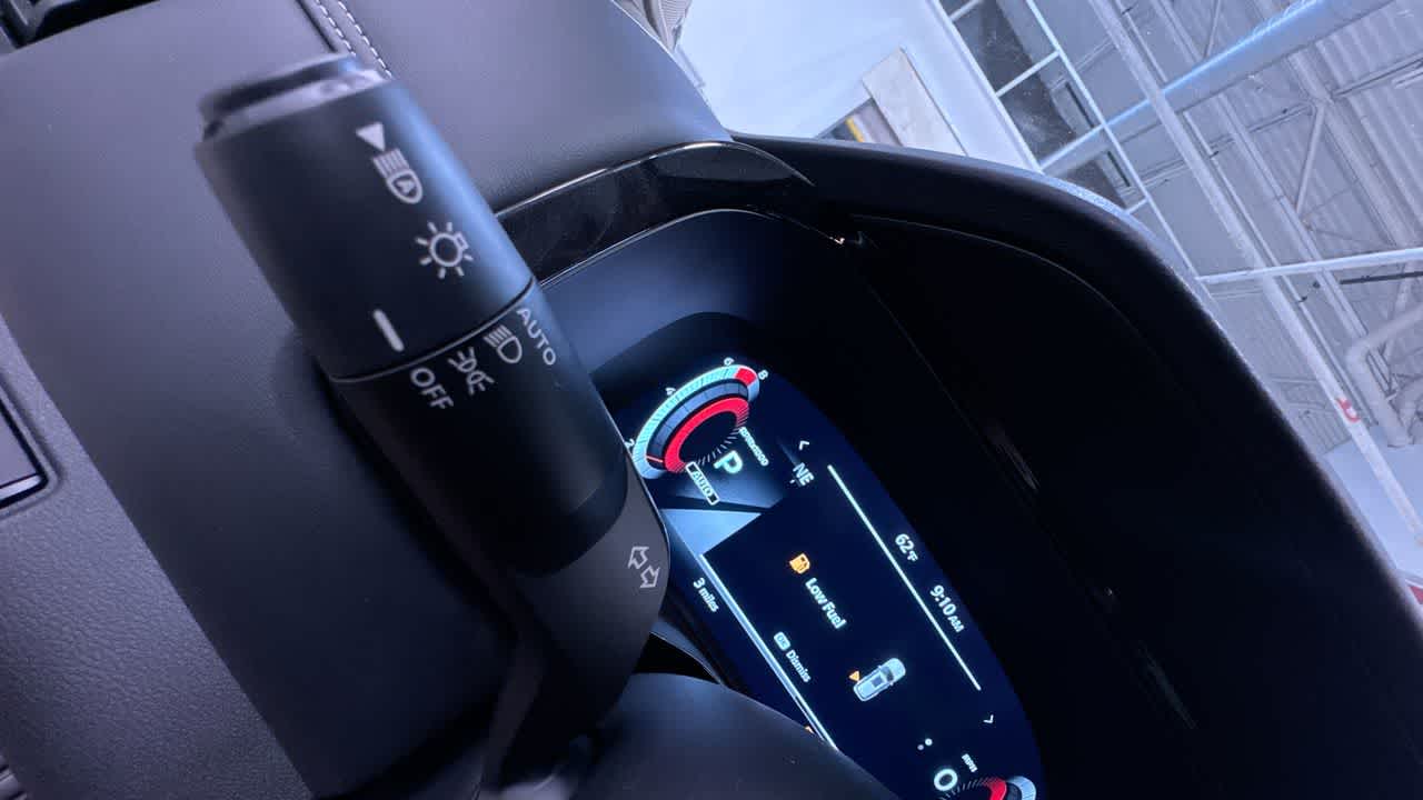 new 2025 Nissan Pathfinder car, priced at $44,408