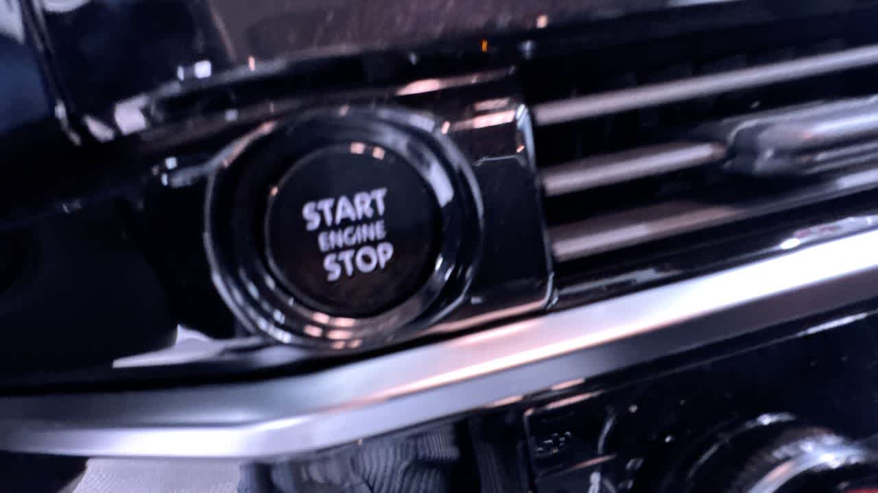 new 2025 Nissan Pathfinder car, priced at $44,408