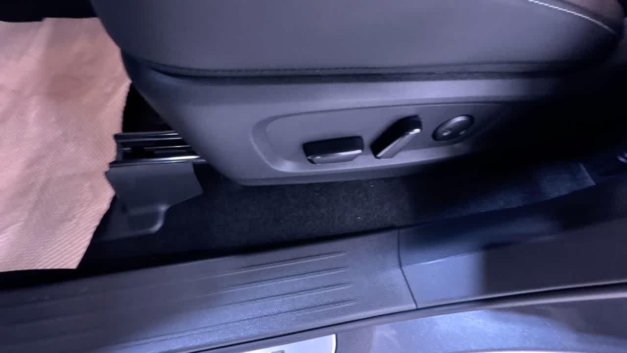 new 2025 Nissan Pathfinder car, priced at $44,408